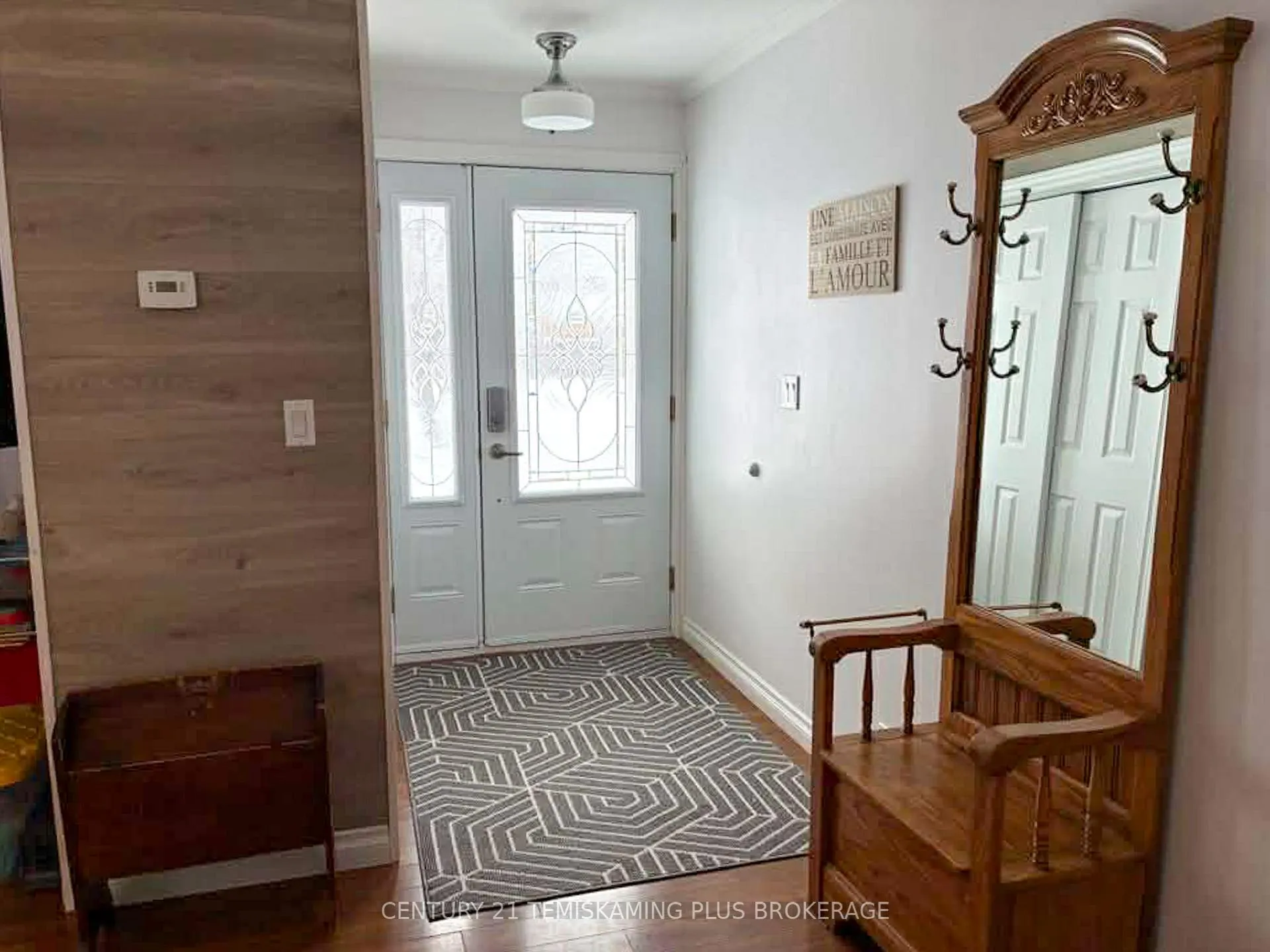 Photo 4 of 53 Tenth Avenue, Englehart — HOMEH