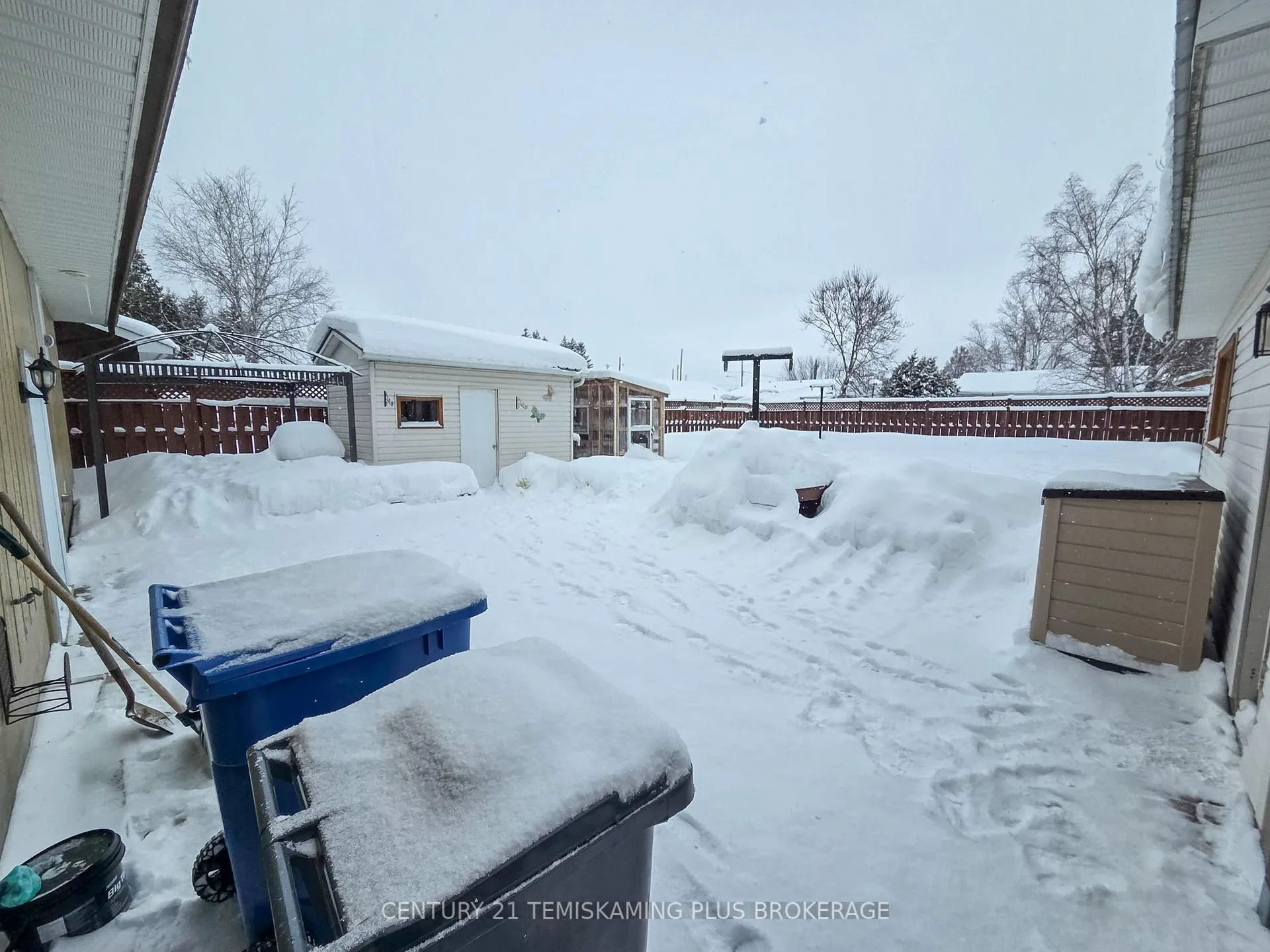 Photo 20 of 53 Tenth Avenue, Englehart — HOMEH