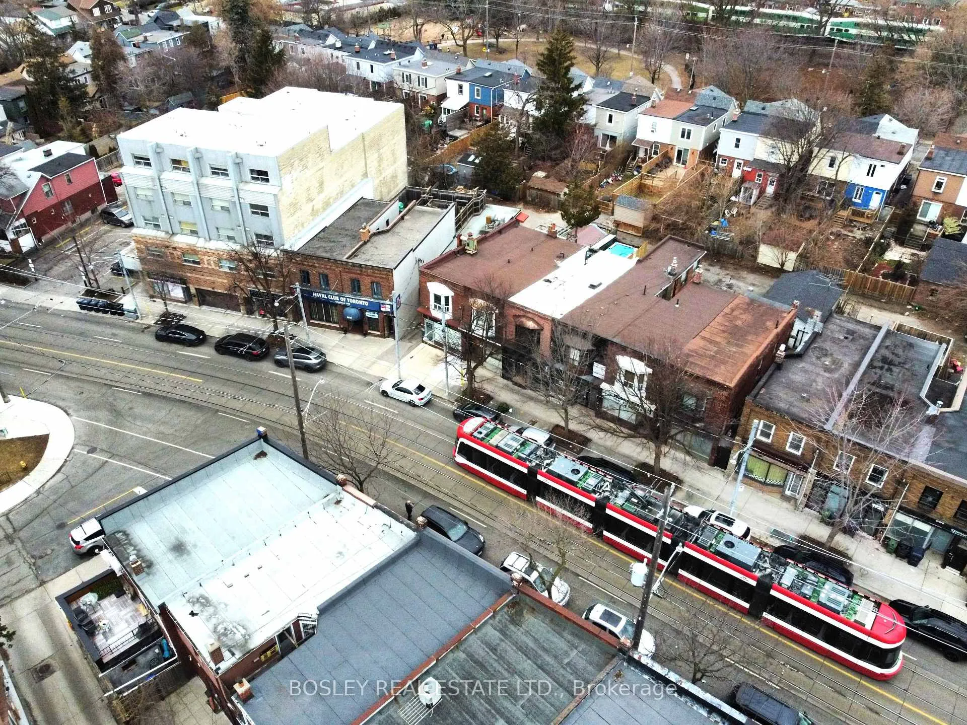 Photo 35 of 1918 Gerrard Street E, Toronto, Woodbine Corridor — HOMEH