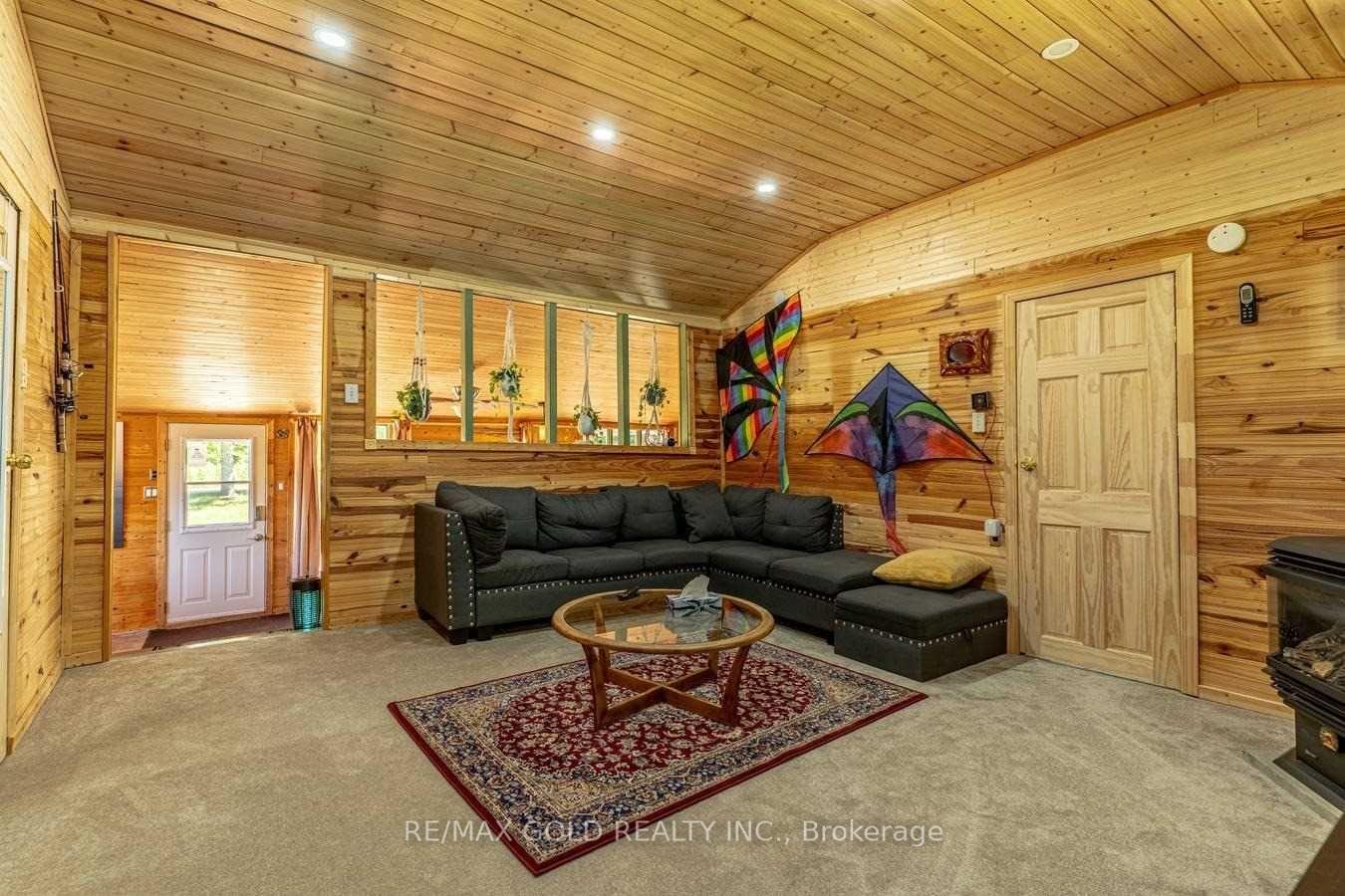 Photo 4 of Unit 21, 785 Caledon E Garafraxa Line, Caledon, Rural Caledon — HOMEH