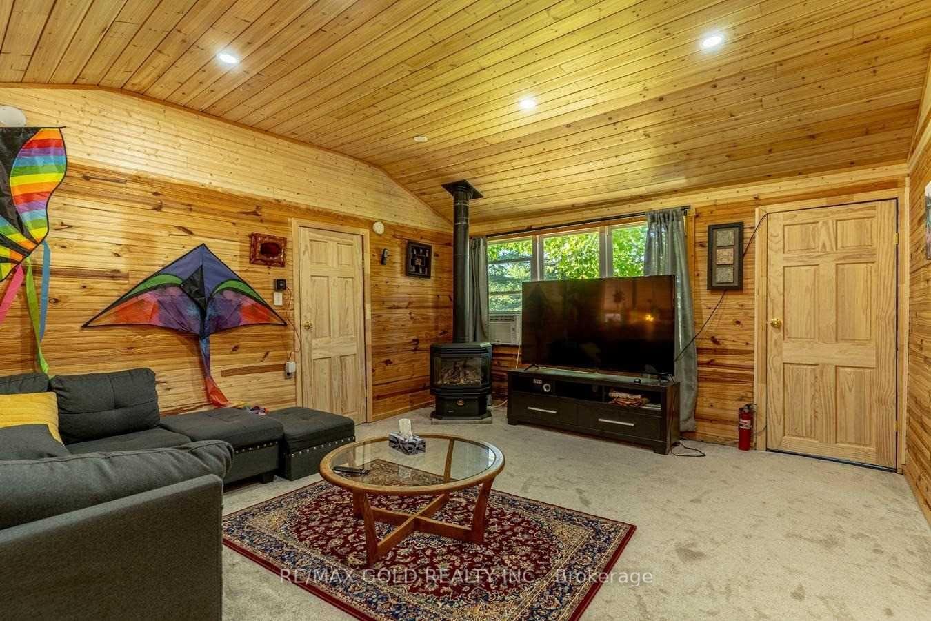 Photo 5 of Unit 21, 785 Caledon E Garafraxa Line, Caledon, Rural Caledon — HOMEH