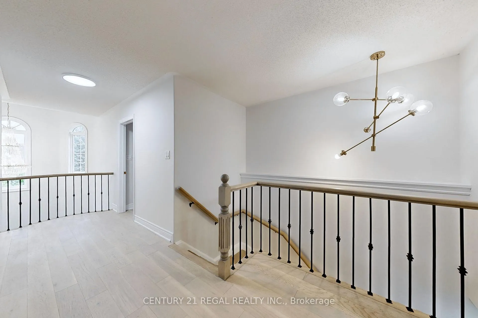 Photo 21 of 14 Fawnbrook Circle, Markham, Markville — HOMEH