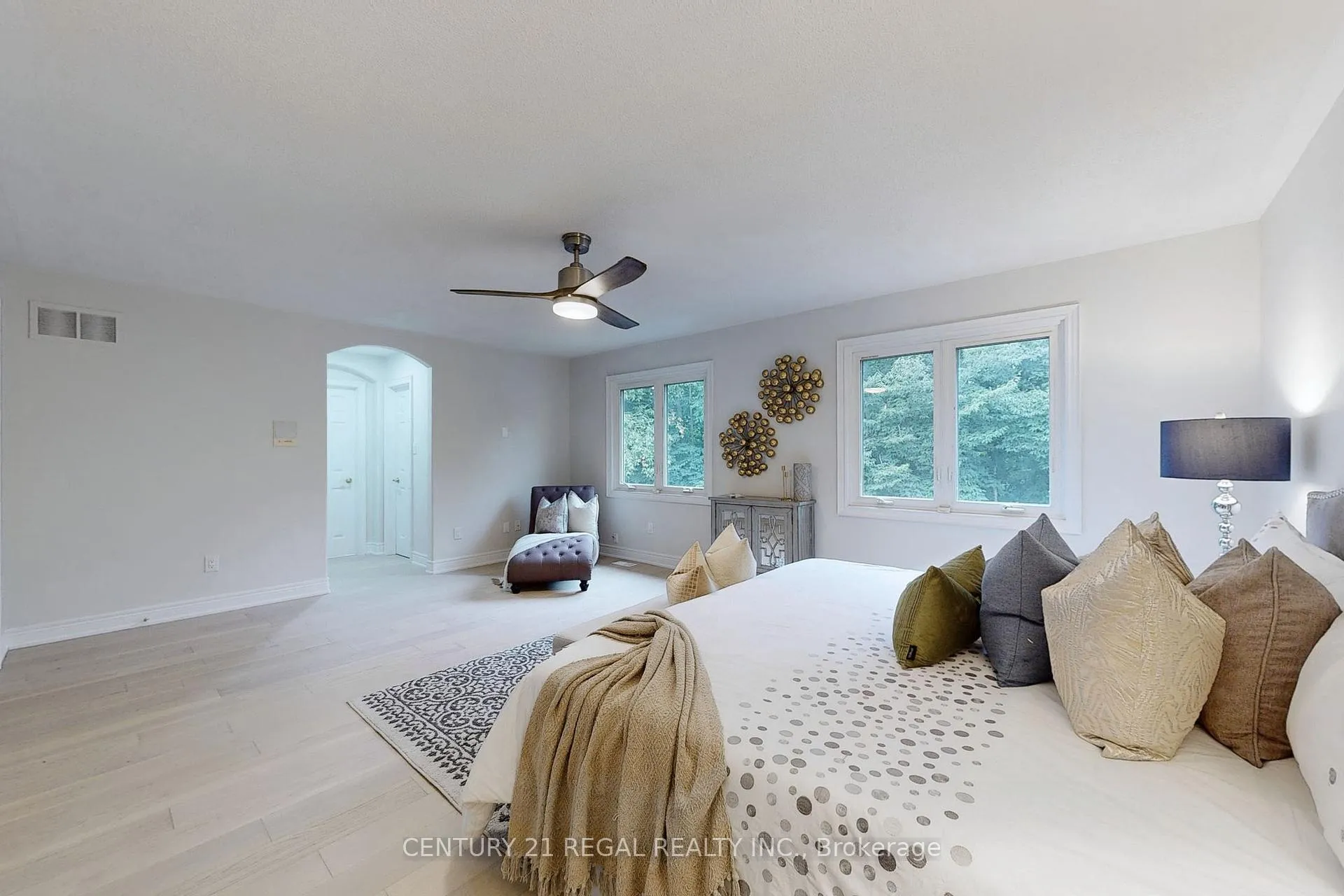Photo 23 of 14 Fawnbrook Circle, Markham, Markville — HOMEH