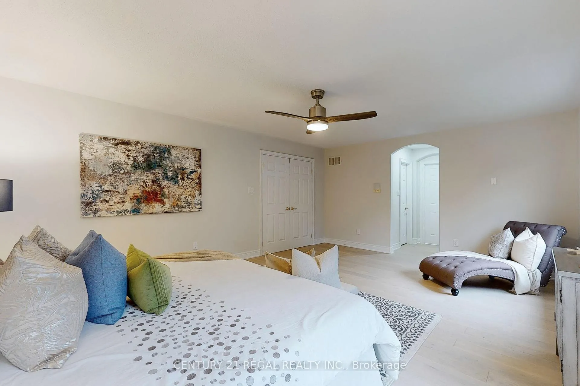 Photo 24 of 14 Fawnbrook Circle, Markham, Markville — HOMEH