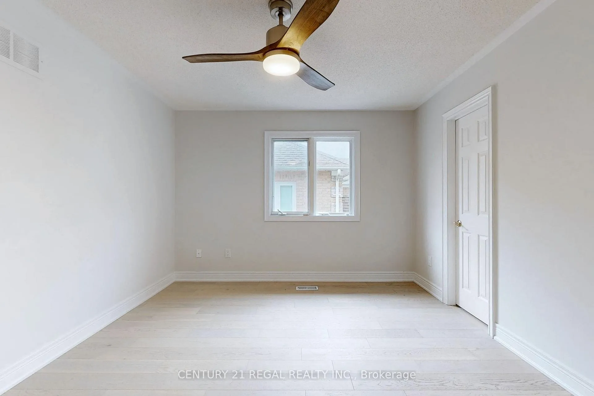 Photo 30 of 14 Fawnbrook Circle, Markham, Markville — HOMEH