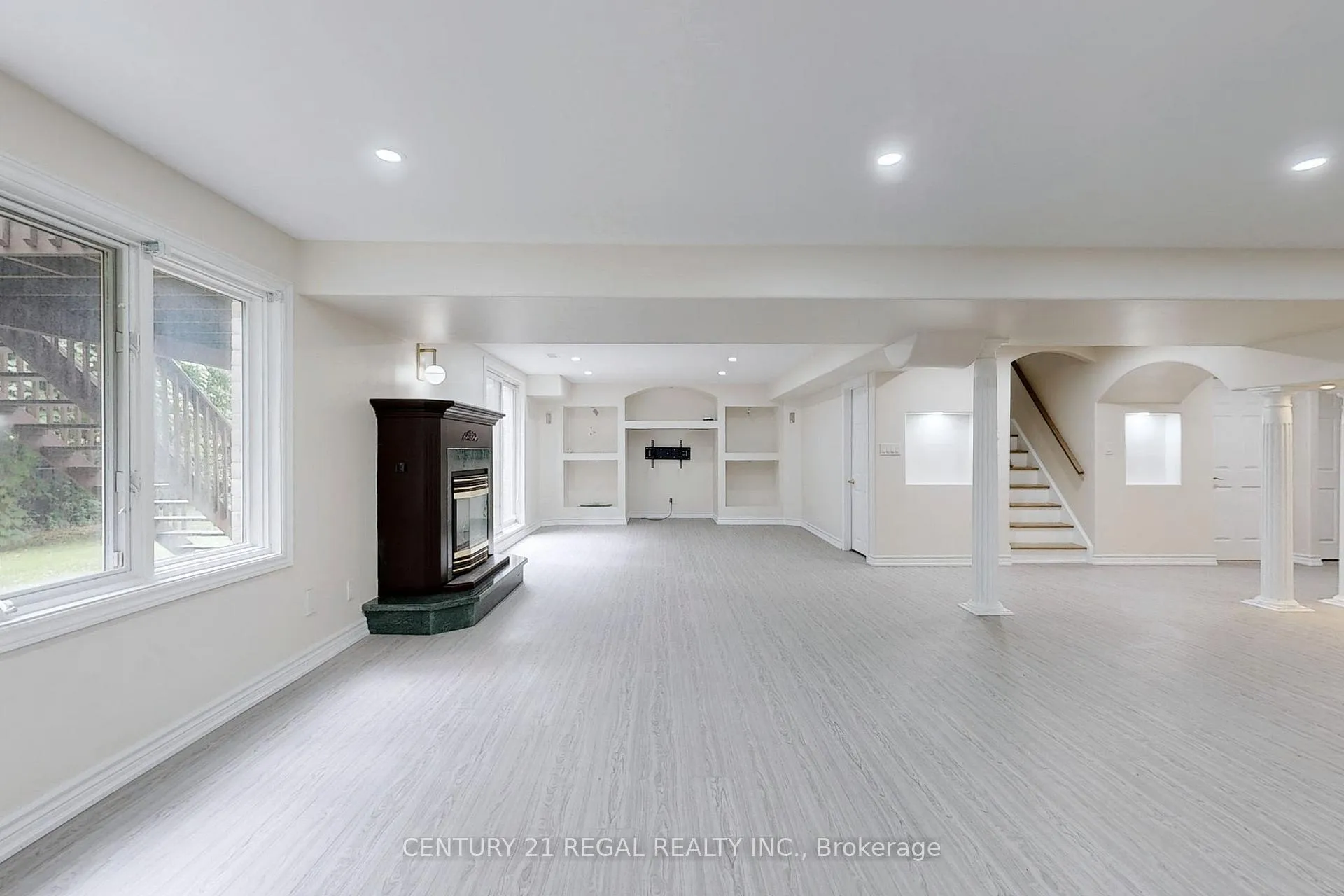 Photo 31 of 14 Fawnbrook Circle, Markham, Markville — HOMEH