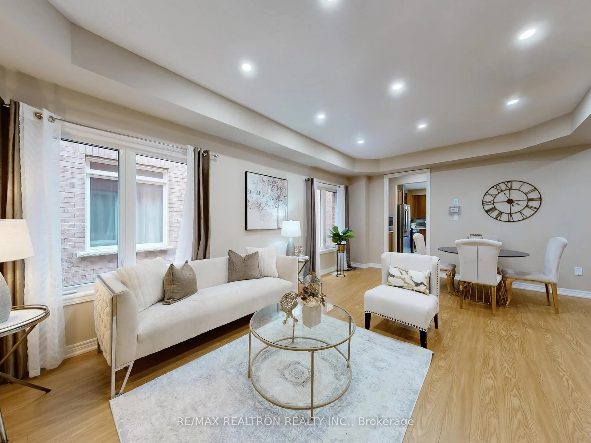 Photo 5 of 1801 Douglas Langtree Drive, Oshawa, Taunton — HOMEH