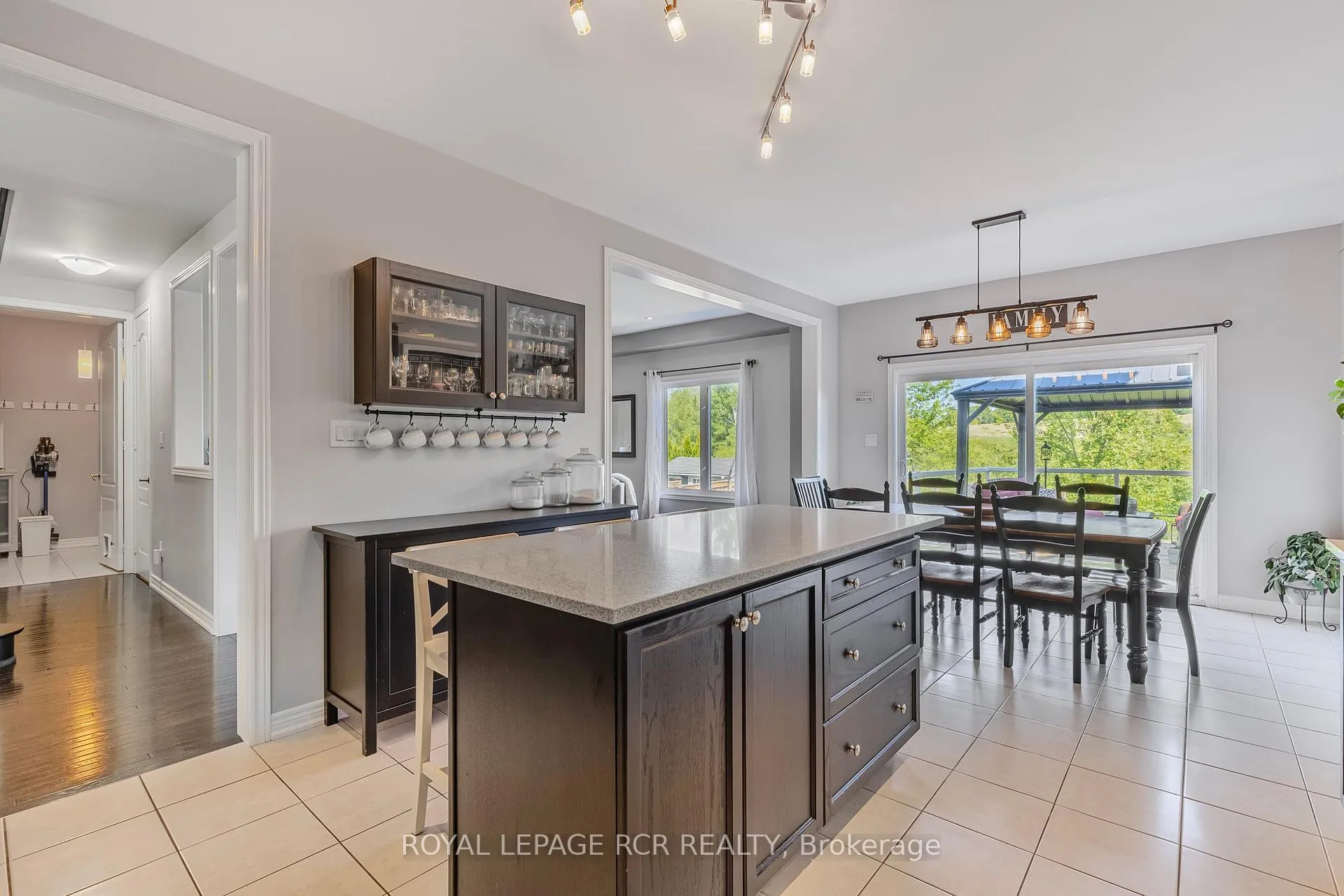 Photo 12 of 160 Shephard Avenue, New Tecumseth, Alliston — HOMEH