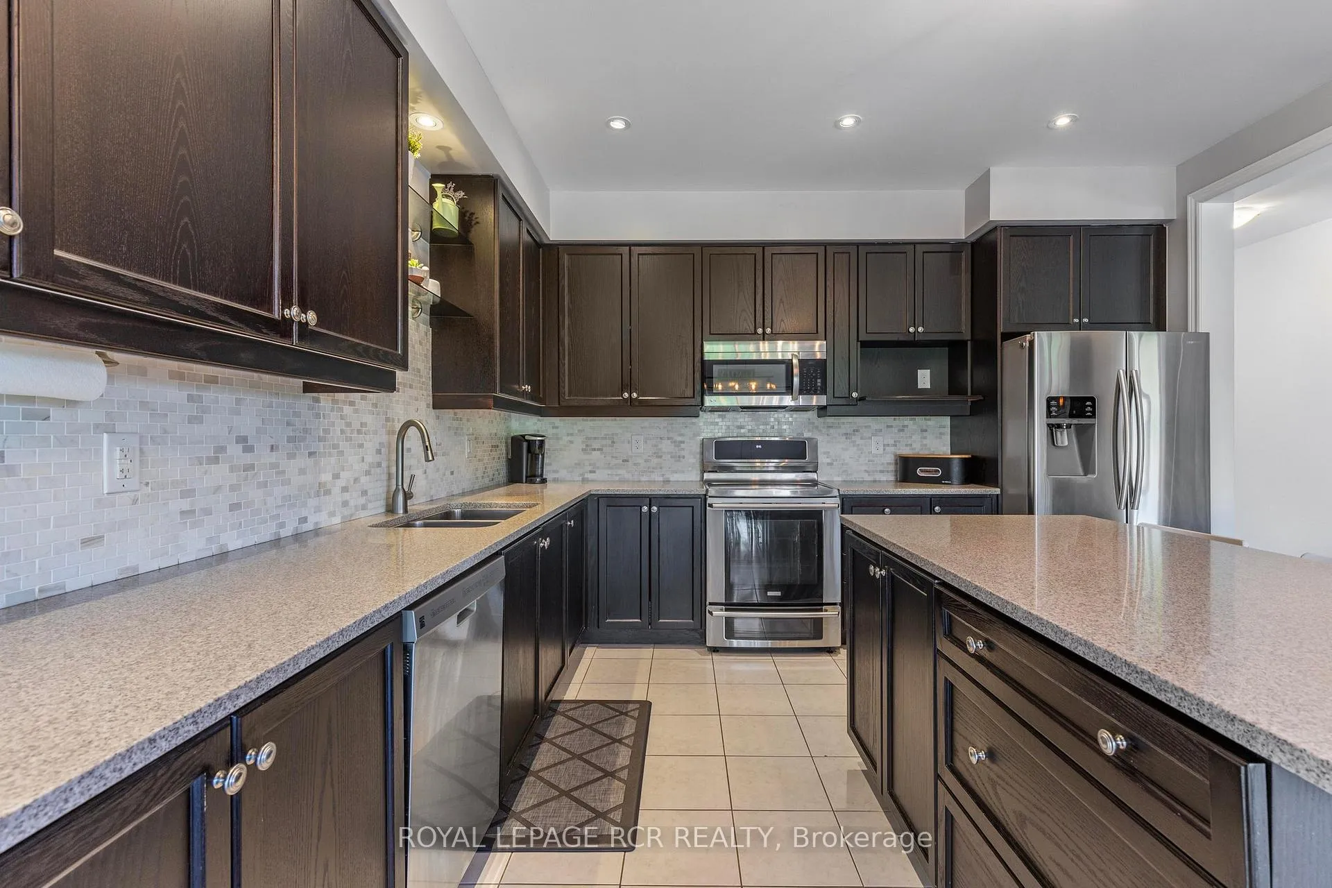 Photo 13 of 160 Shephard Avenue, New Tecumseth, Alliston — HOMEH