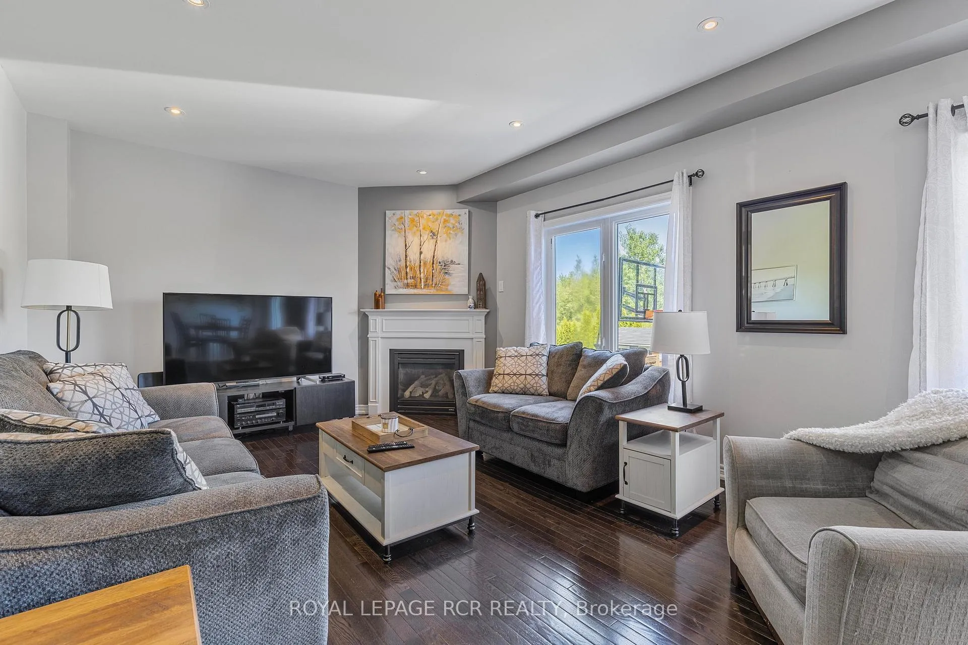 Photo 15 of 160 Shephard Avenue, New Tecumseth, Alliston — HOMEH