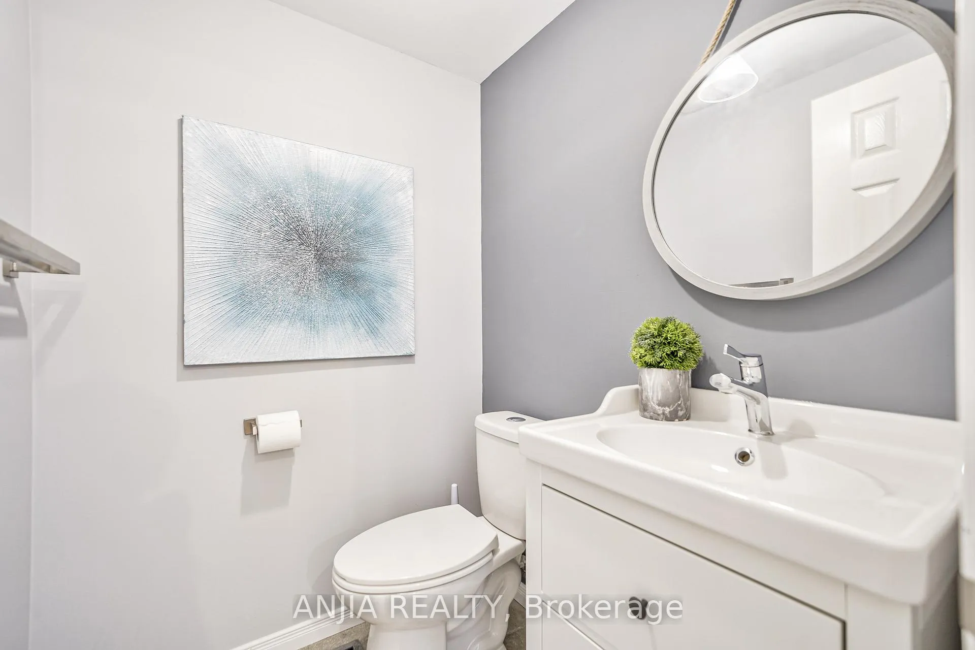 Photo 16 of 60 Thoroughbred Way, Markham, Berczy — HOMEH