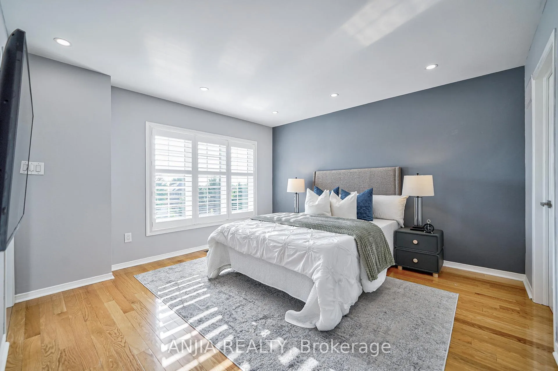 Photo 27 of 60 Thoroughbred Way, Markham, Berczy — HOMEH