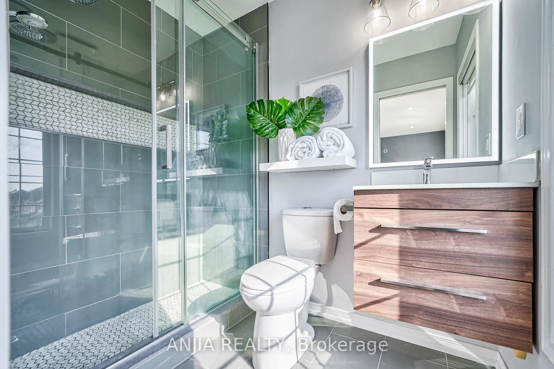 Photo 32 of 60 Thoroughbred Way, Markham, Berczy — HOMEH