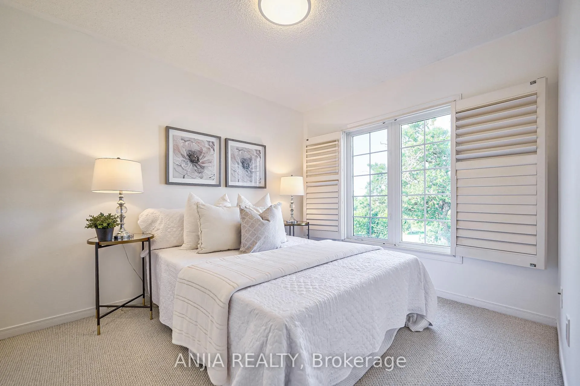 Photo 36 of 60 Thoroughbred Way, Markham, Berczy — HOMEH