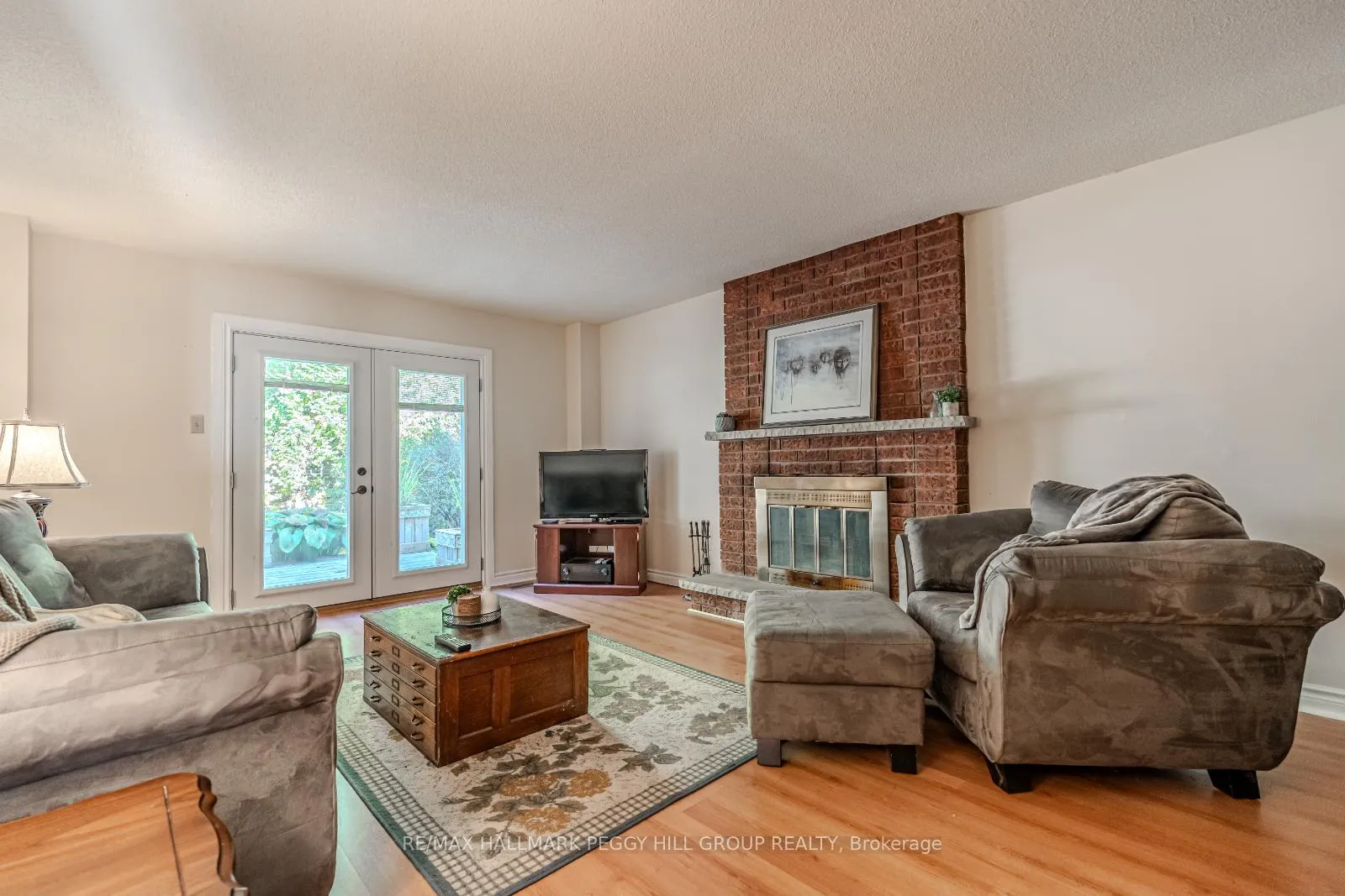 Photo 9 of 12 Moore Place, Barrie, Letitia Heights — HOMEH