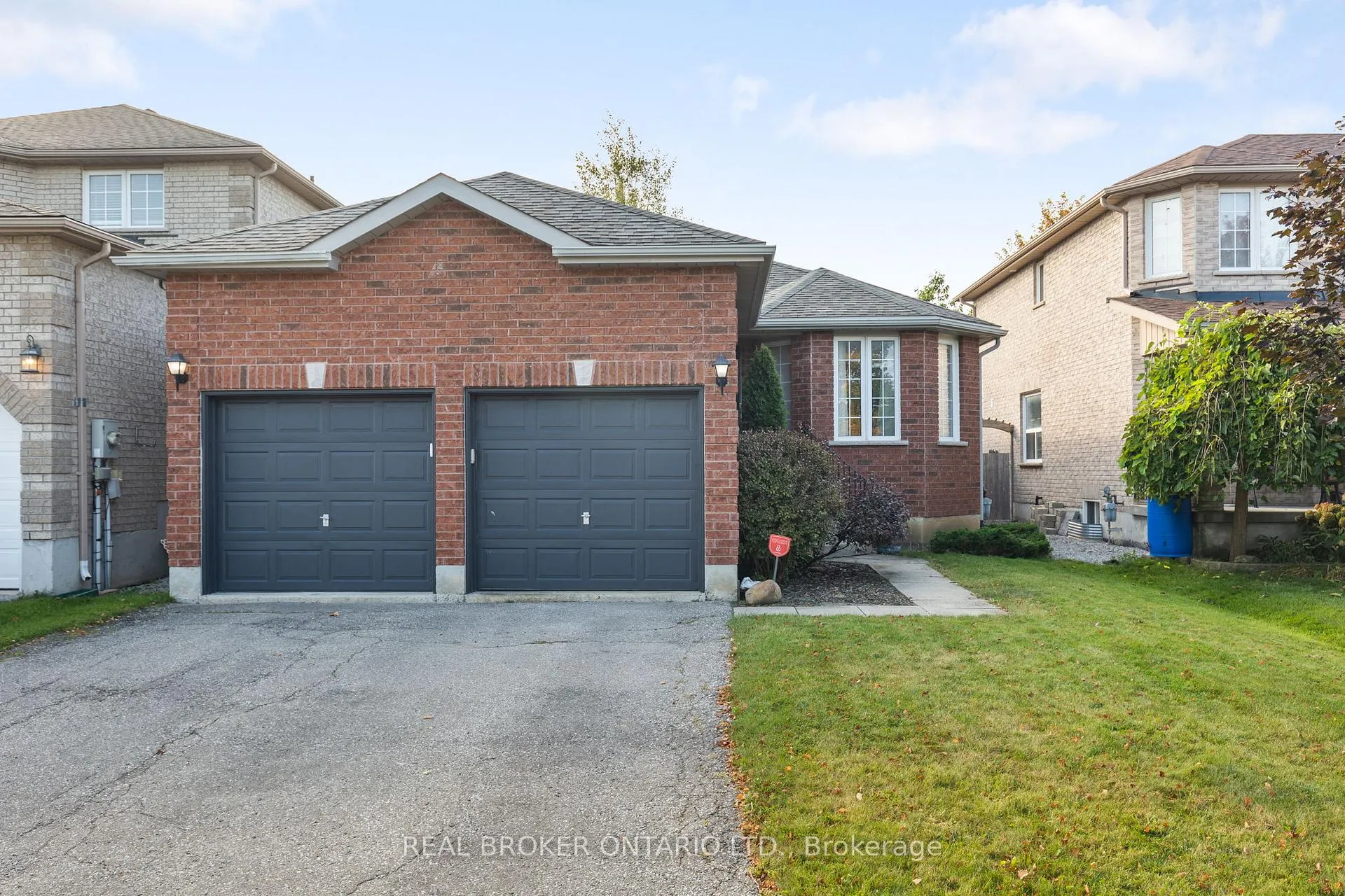 Photo 1 of 55 Stephanie Lane, Barrie, Painswick South — HOMEH