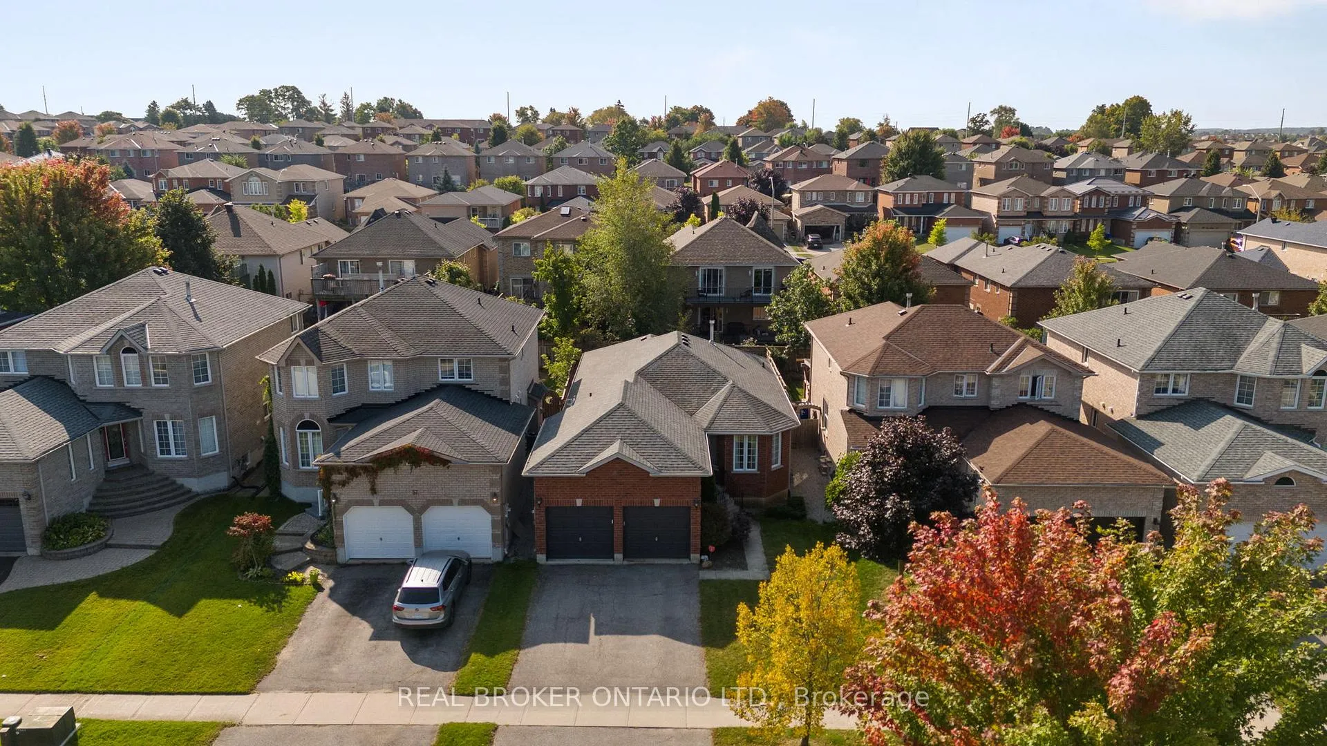 Photo 34 of 55 Stephanie Lane, Barrie, Painswick South — HOMEH