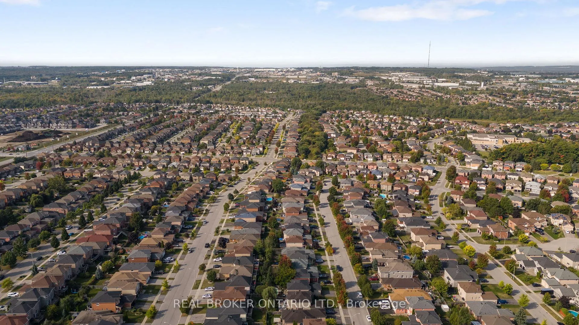 Photo 39 of 55 Stephanie Lane, Barrie, Painswick South — HOMEH