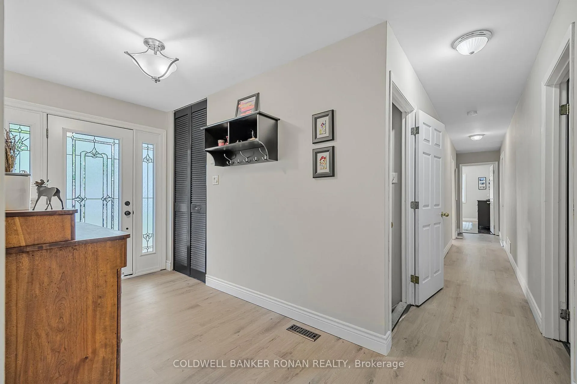 Photo 3 of 2 Rodcliff Road, New Tecumseth, Tottenham — HOMEH