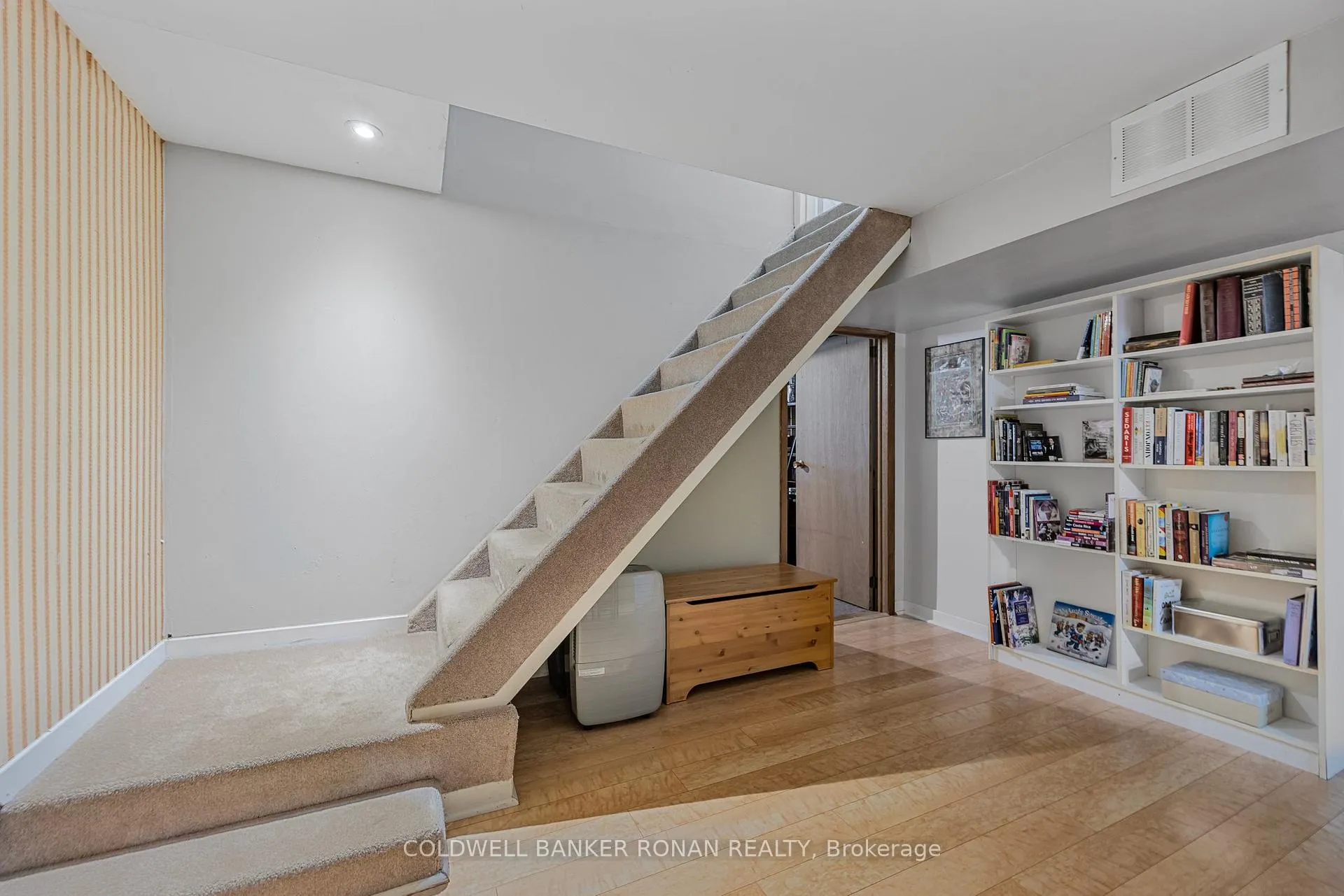 Photo 18 of 2 Rodcliff Road, New Tecumseth, Tottenham — HOMEH