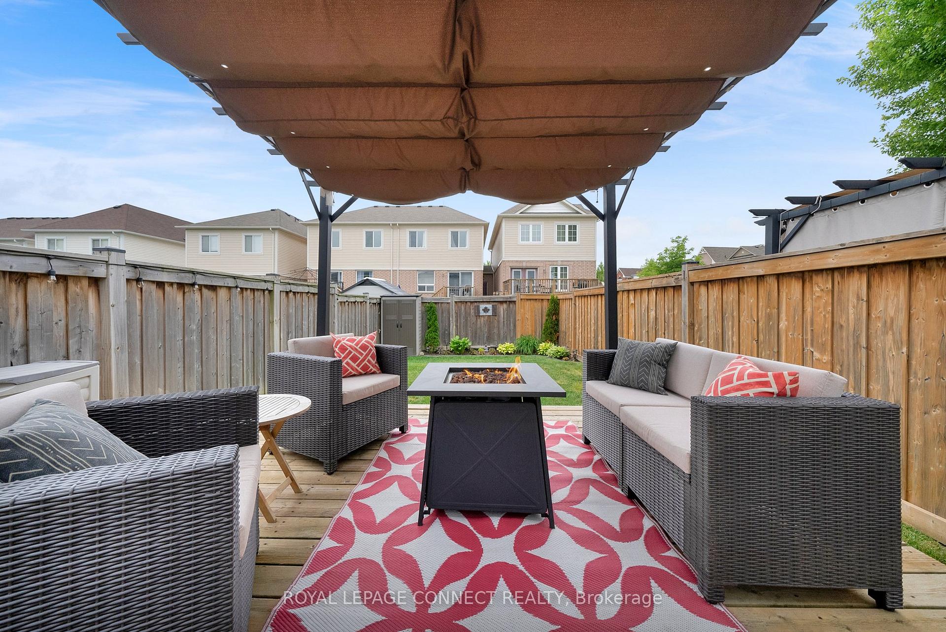 Photo 2 of 248 Swindells Street, Clarington, Bowmanville — HOMEH