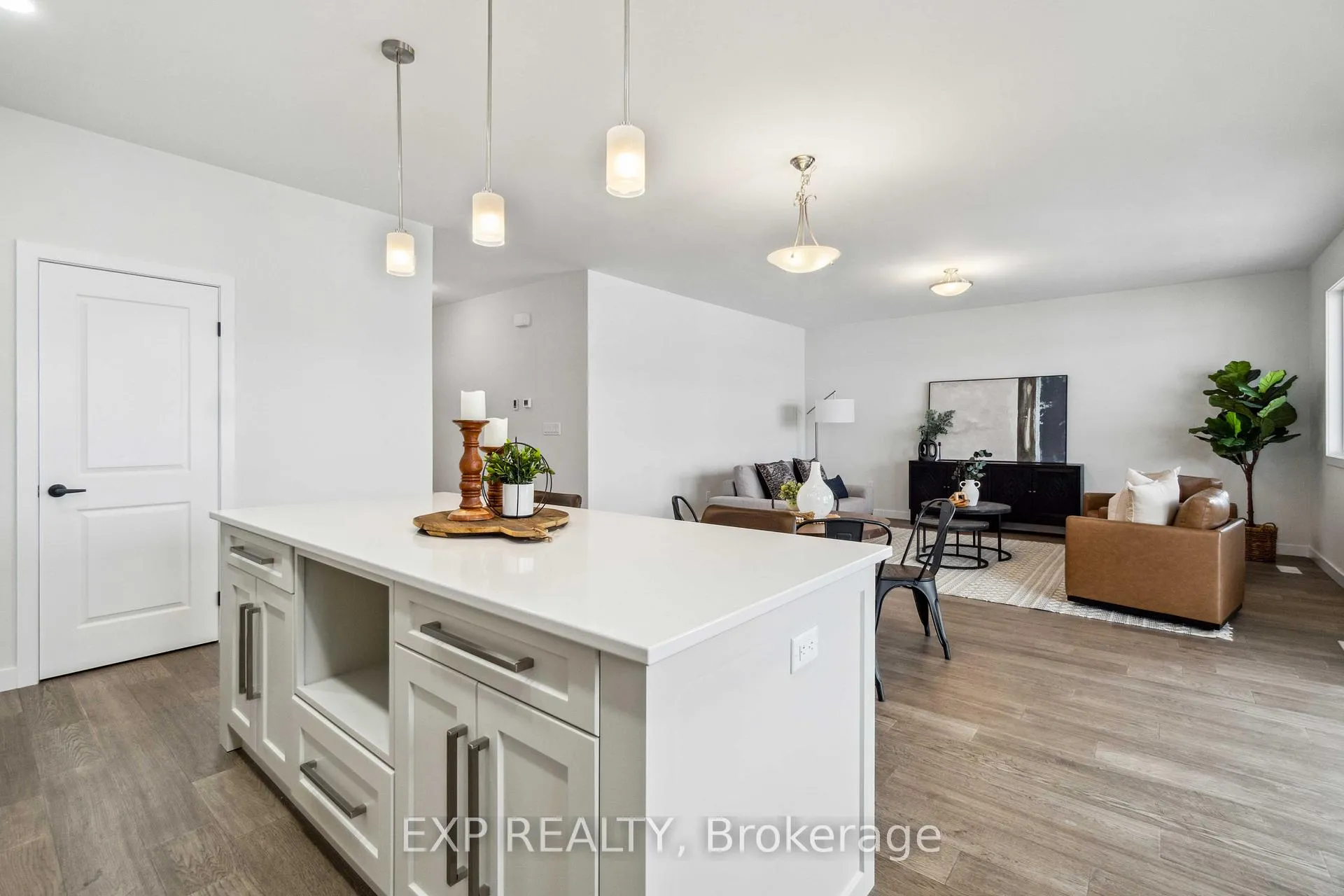 Photo 18 of 3585 Britt Boulevard, Plympton-Wyoming, Plympton Wyoming — HOMEH