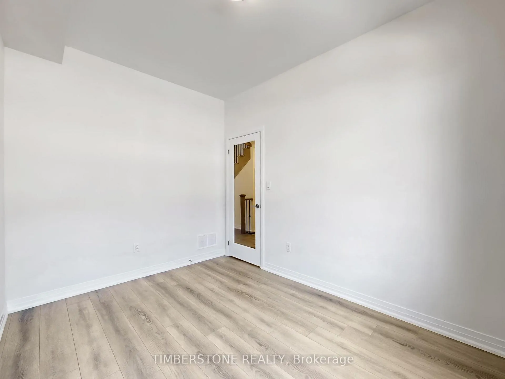 Photo 6 of 2619 Apricot Lane, Pickering, Rural Pickering — HOMEH