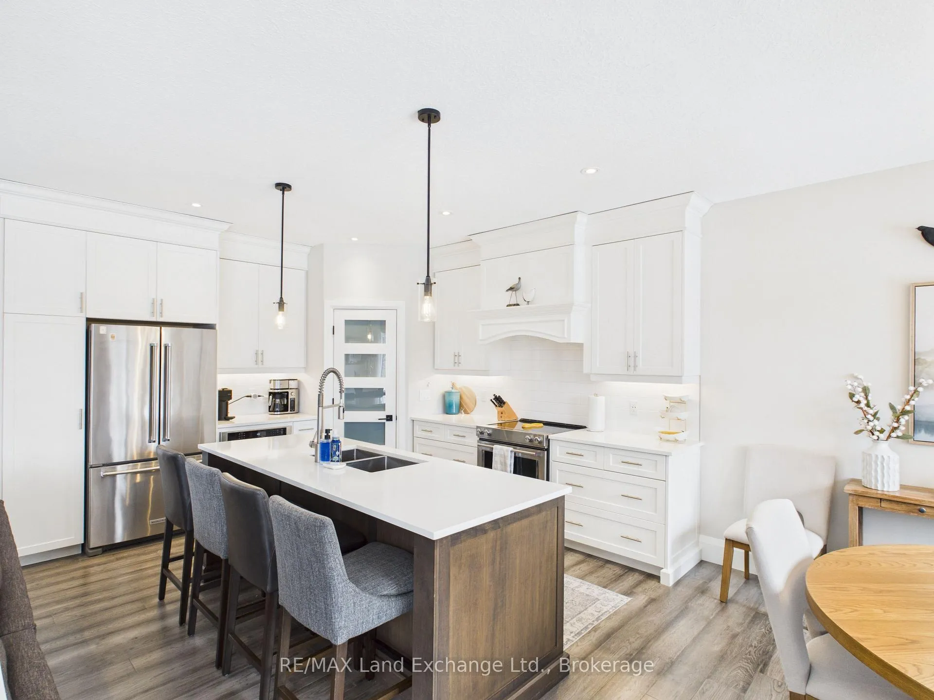 Photo 8 of 405 Mccullough Crescent, Kincardine — HOMEH