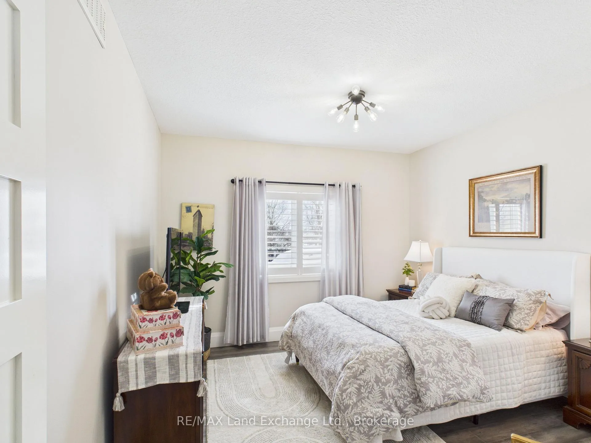 Photo 18 of 405 Mccullough Crescent, Kincardine — HOMEH