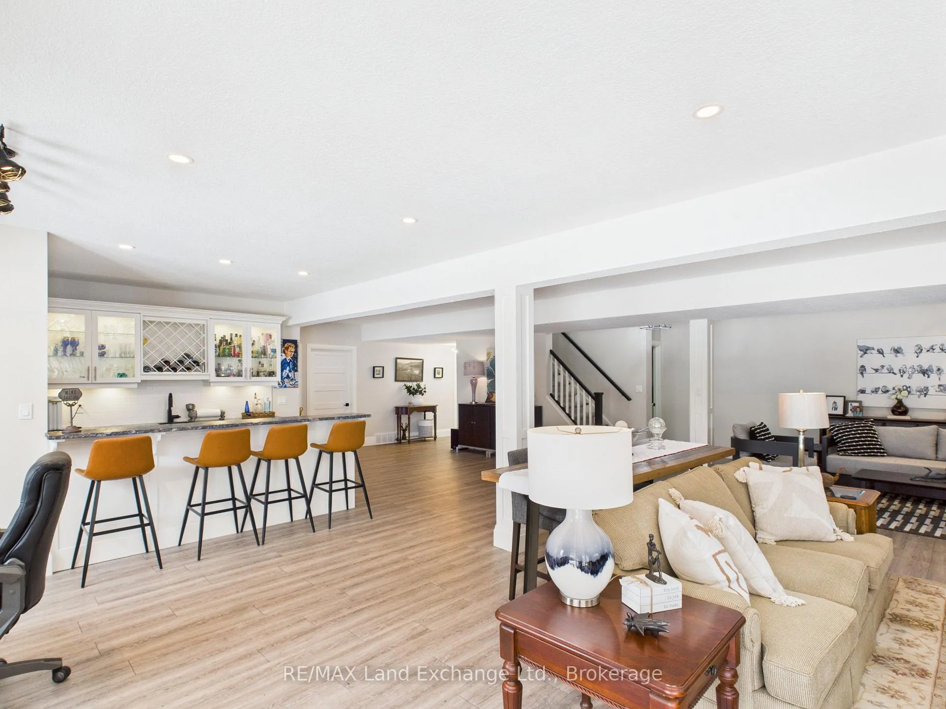 Photo 20 of 405 Mccullough Crescent, Kincardine — HOMEH