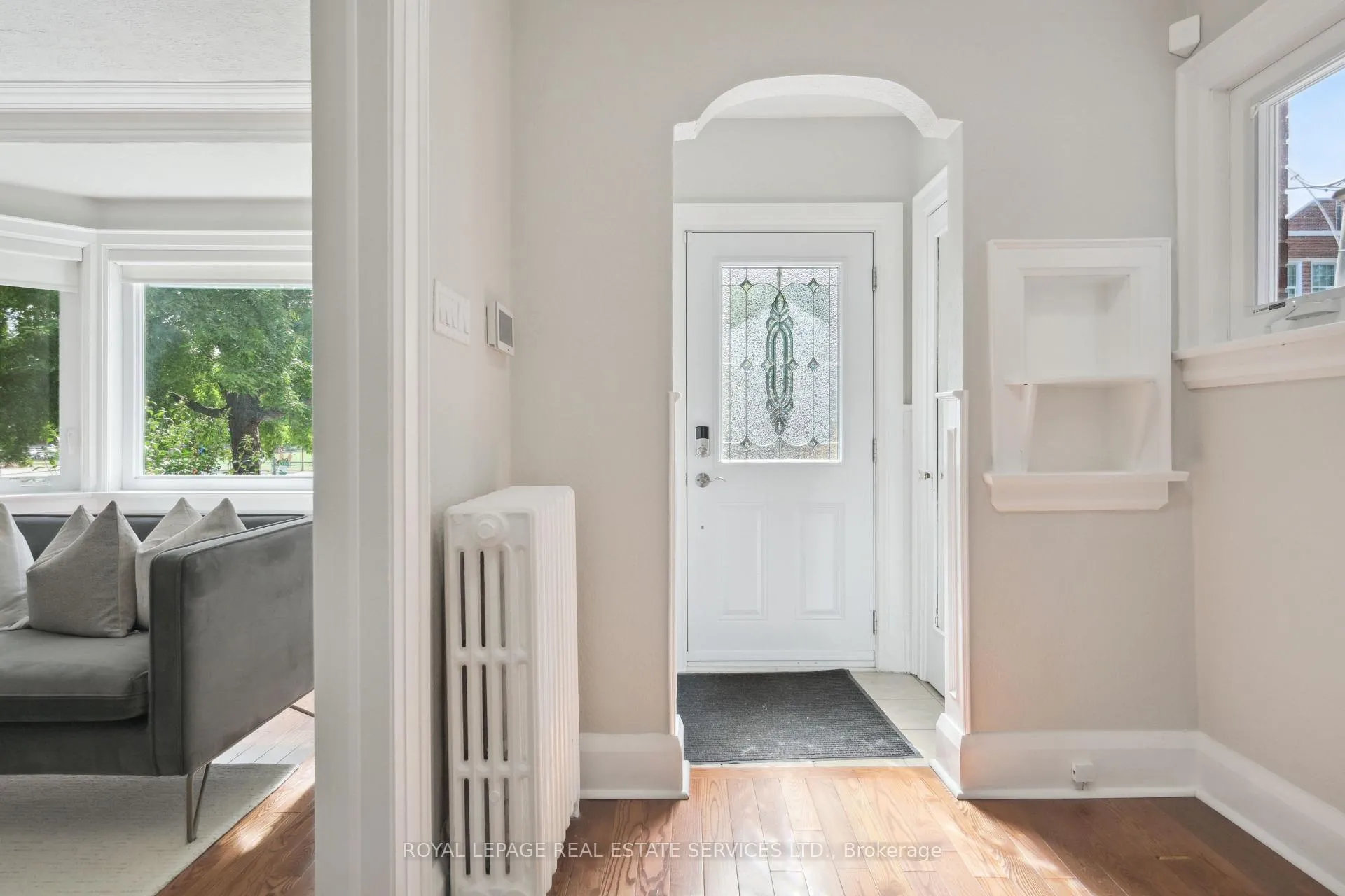 Photo 5 of 232 Fairlawn Avenue, Toronto, Lawrence Park North — HOMEH