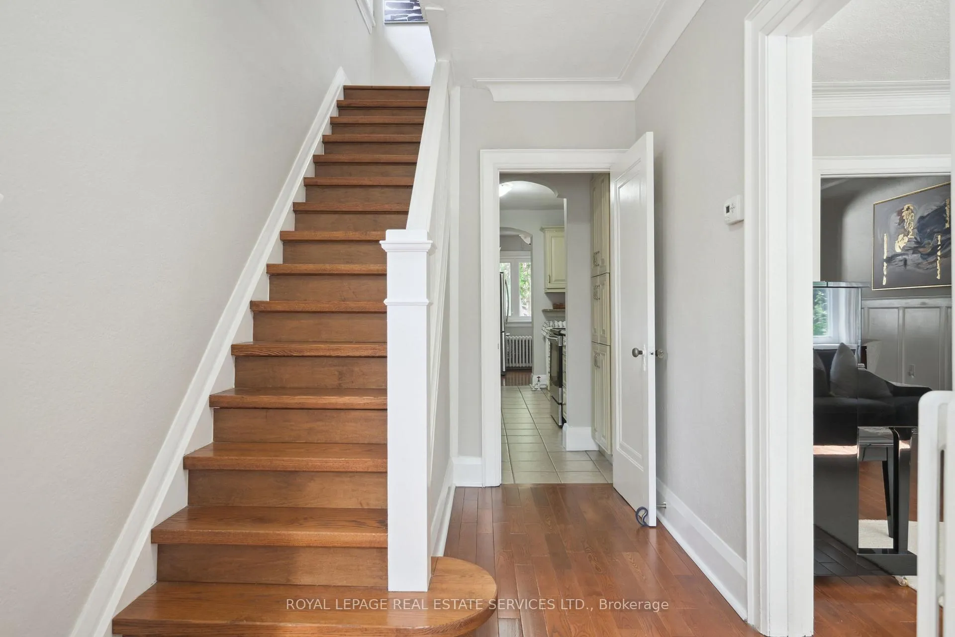 Photo 6 of 232 Fairlawn Avenue, Toronto, Lawrence Park North — HOMEH