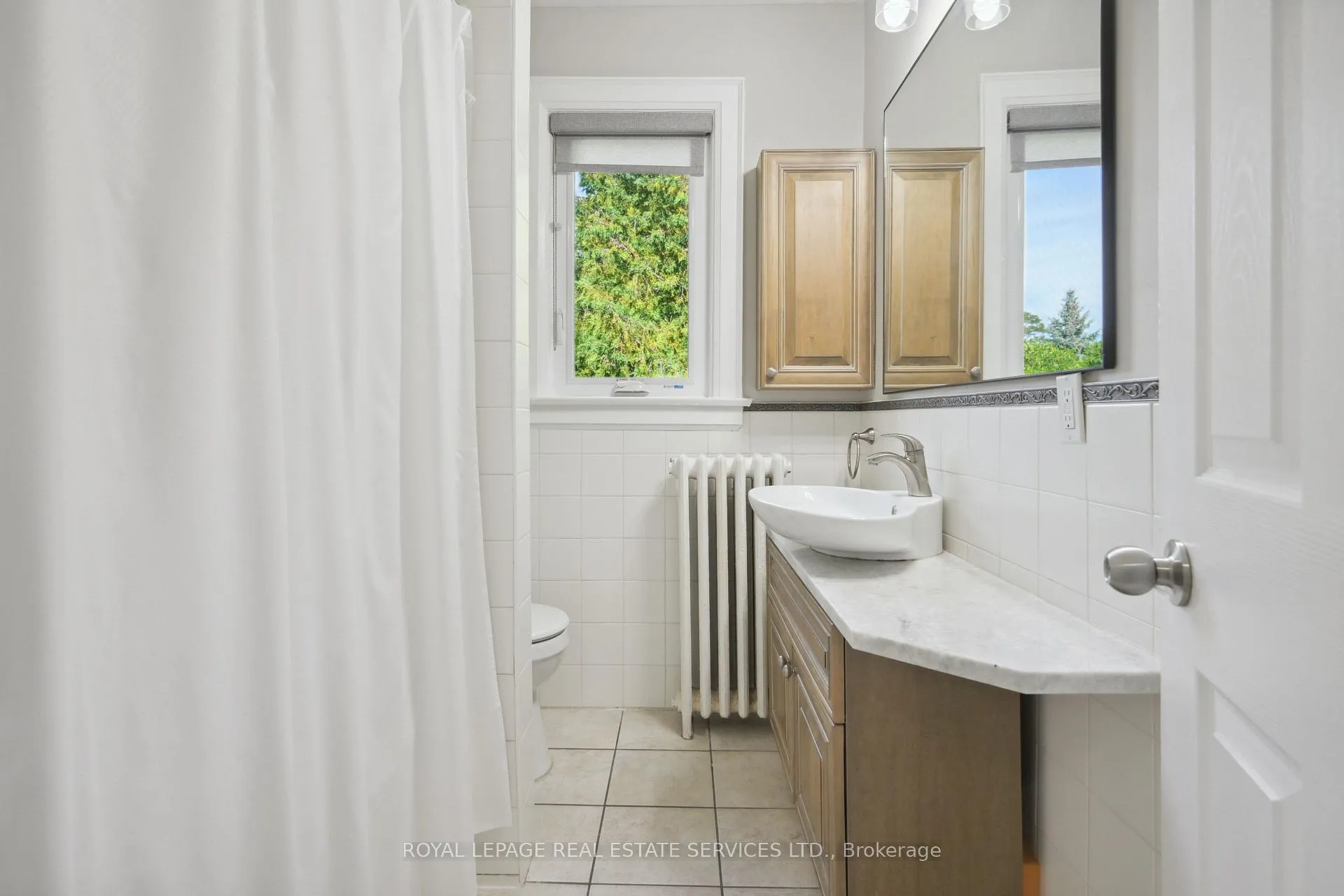 Photo 19 of 232 Fairlawn Avenue, Toronto, Lawrence Park North — HOMEH