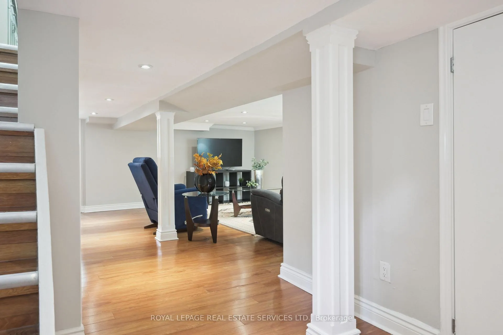 Photo 24 of 232 Fairlawn Avenue, Toronto, Lawrence Park North — HOMEH