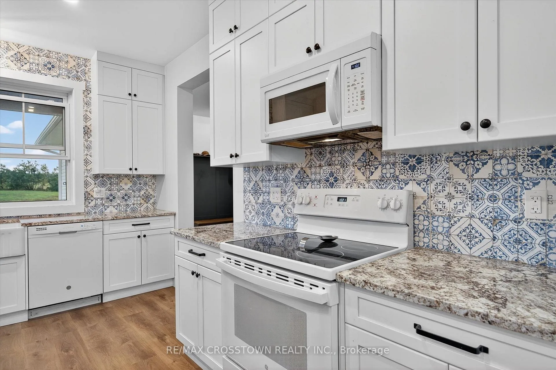 Photo 17 of 613 County Rd 8, Douro-Dummer — HOMEH
