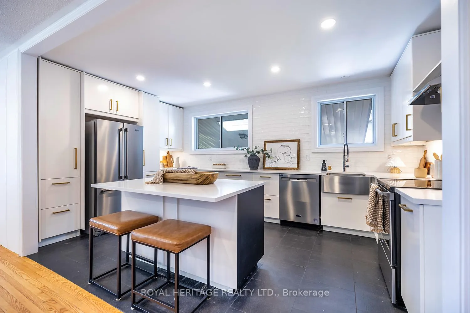 Photo 1 of 601 Willow Crescent, Cobourg — HOMEH