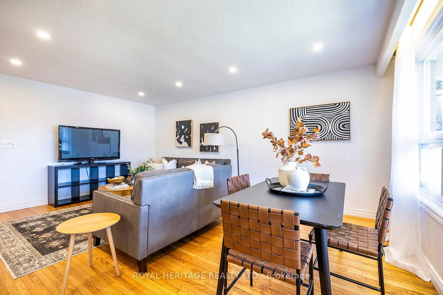 Photo 13 of 601 Willow Crescent, Cobourg — HOMEH