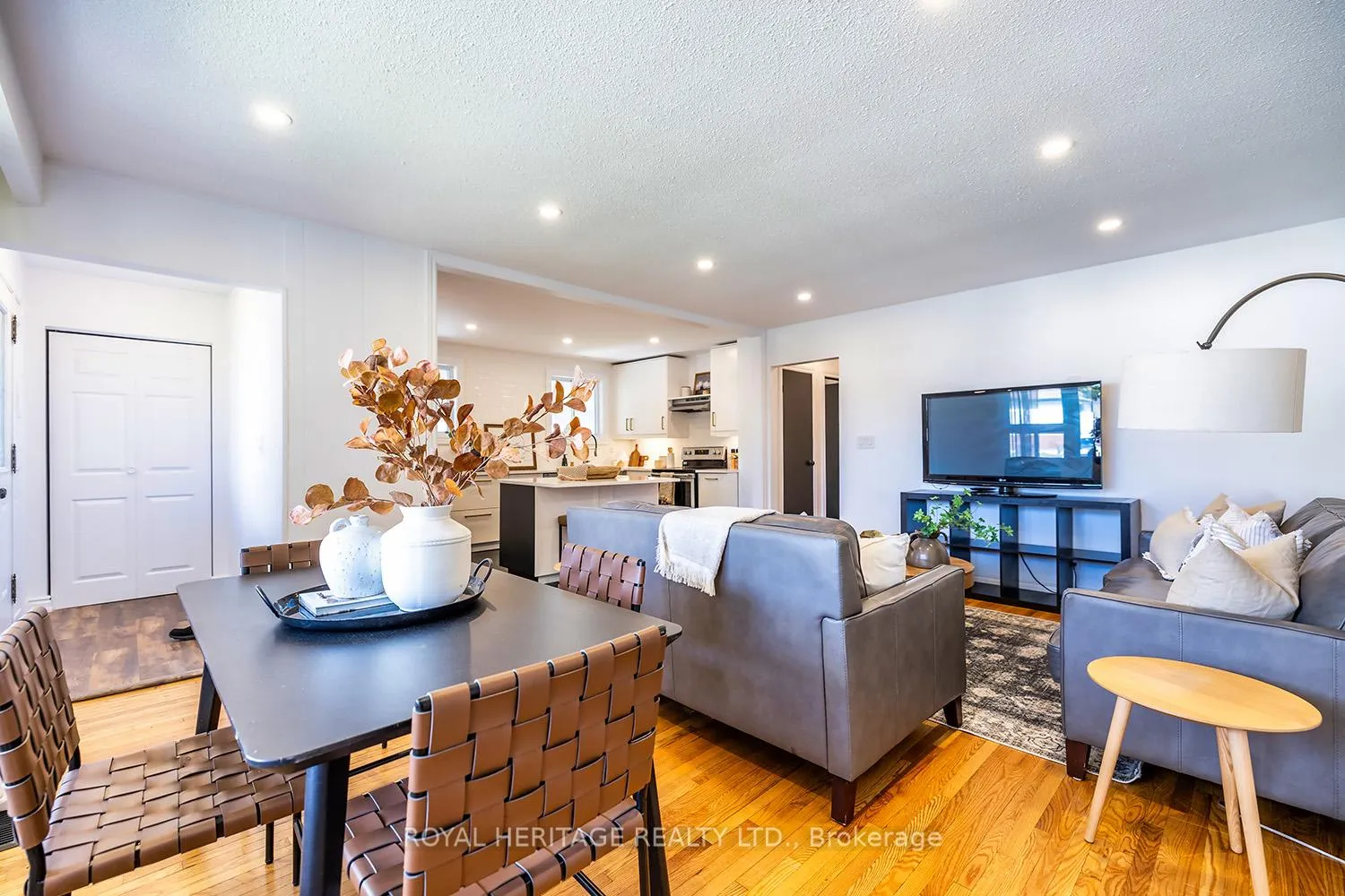 Photo 14 of 601 Willow Crescent, Cobourg — HOMEH