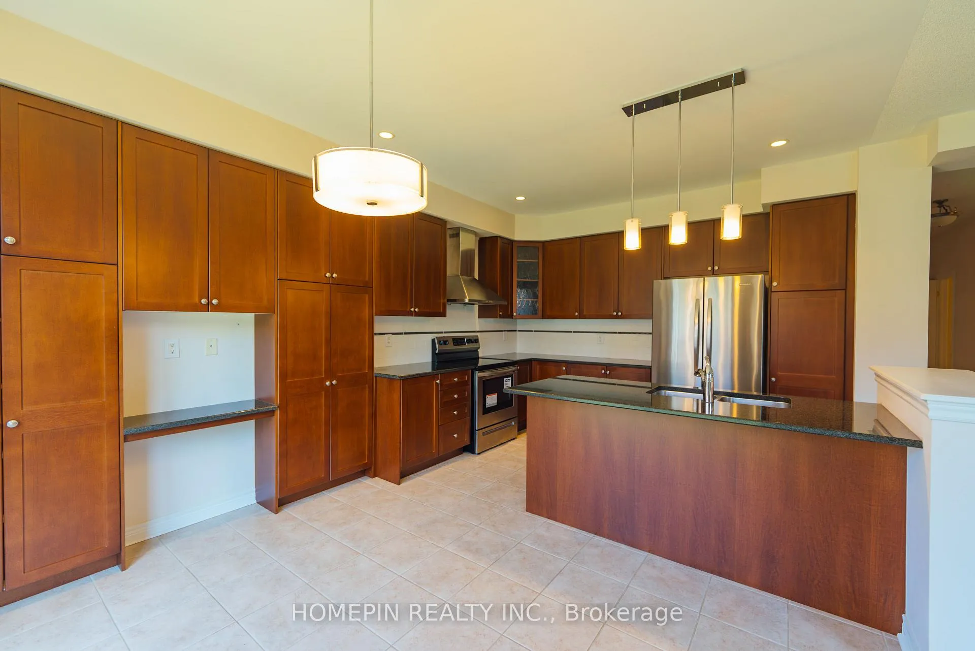 Photo 9 of 24 James Joyce Drive, Markham, Victoria Manor-Jennings Gate — HOMEH