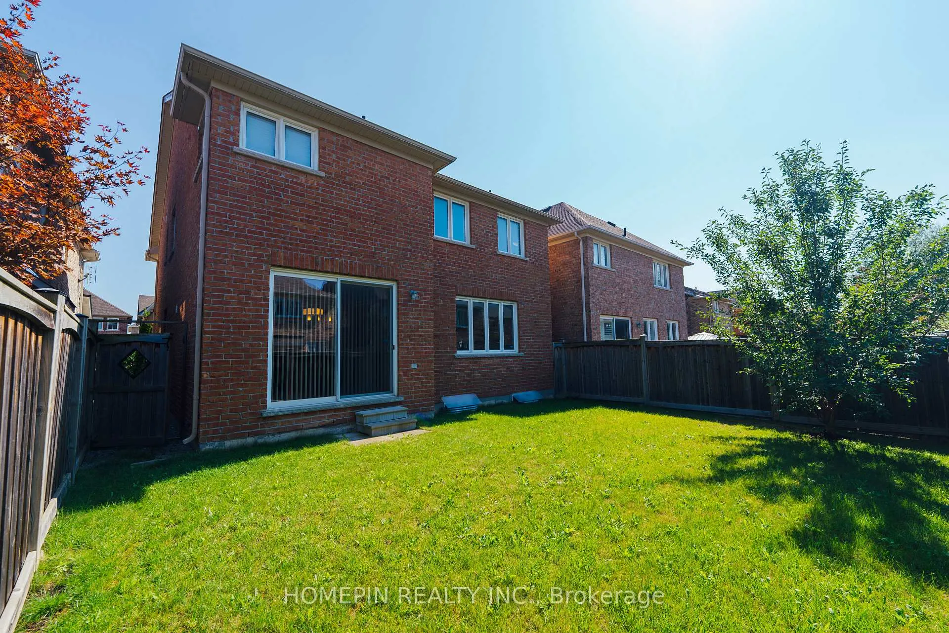 Photo 24 of 24 James Joyce Drive, Markham, Victoria Manor-Jennings Gate — HOMEH