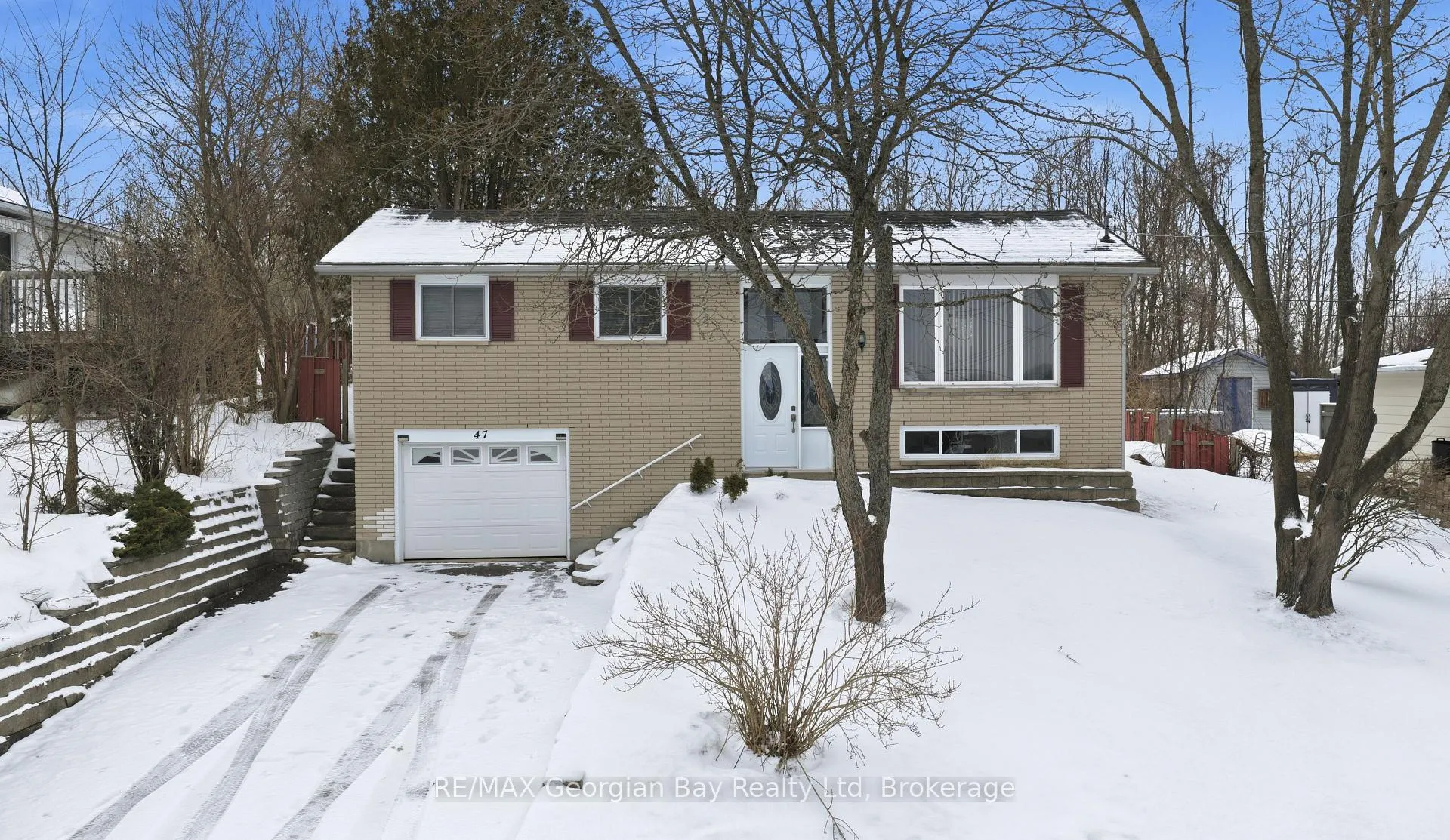 Photo 1 of 47 Easton Avenue, Tay, Rural Tay — HOMEH