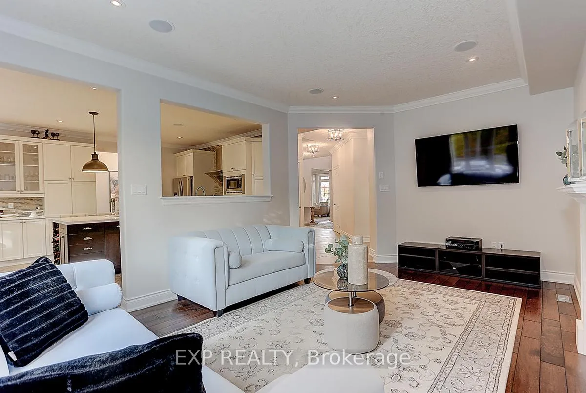 Photo 10 of 853 Booth Avenue, Innisfil, Alcona — HOMEH