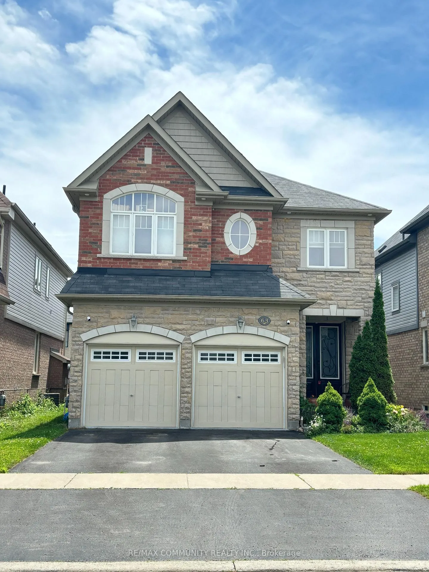 Photo 1 of 63 Buxton Lane, Clarington, Bowmanville — HOMEH