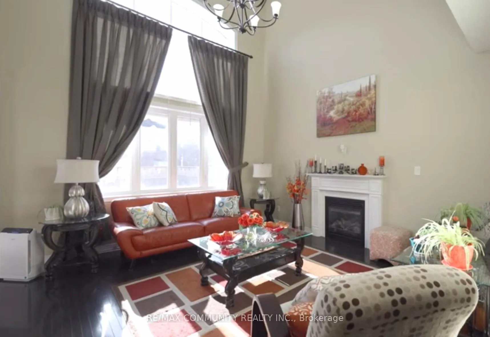 Photo 9 of 63 Buxton Lane, Clarington, Bowmanville — HOMEH