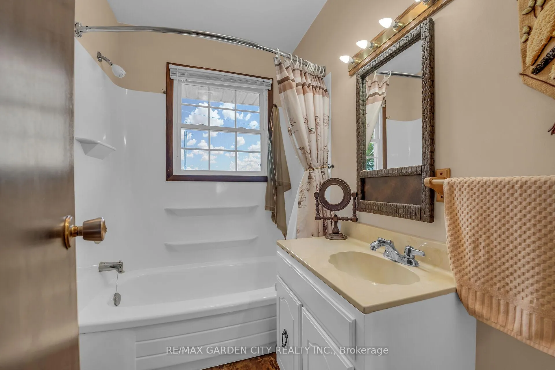 Photo 17 of 794 59 Highway, Norfolk, Rural S. Walsingham — HOMEH