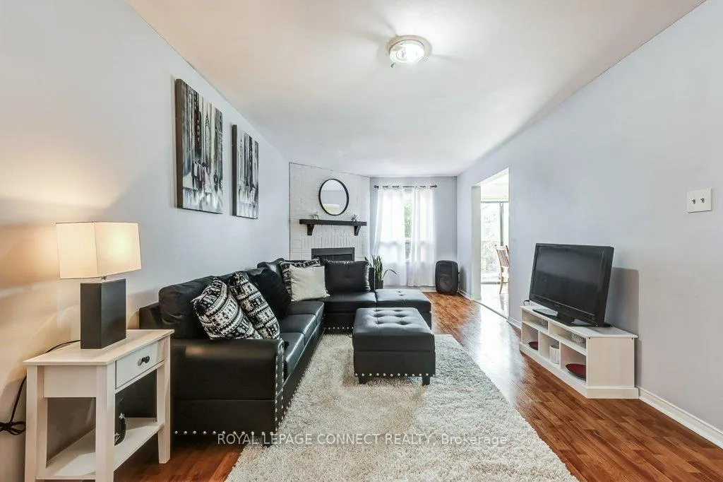 Photo 10 of 100 Sullivan Drive N, Ajax, Central — HOMEH