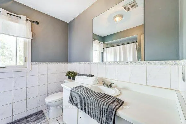 Photo 28 of 100 Sullivan Drive N, Ajax, Central — HOMEH