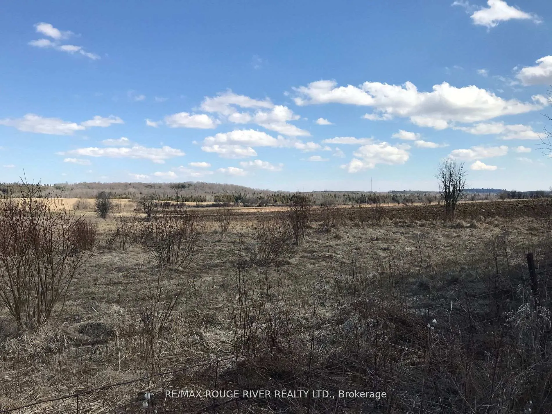 Photo 3 of 749 Regional Rd 13, Uxbridge, Rural Uxbridge — HOMEH