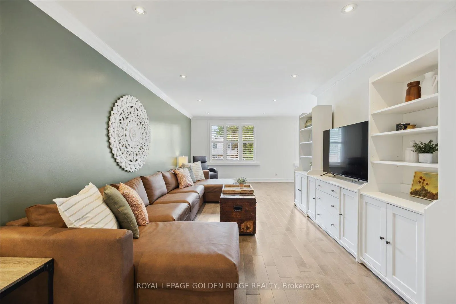 Photo 5 of 900 Lynx Avenue, Pickering, West Shore — HOMEH