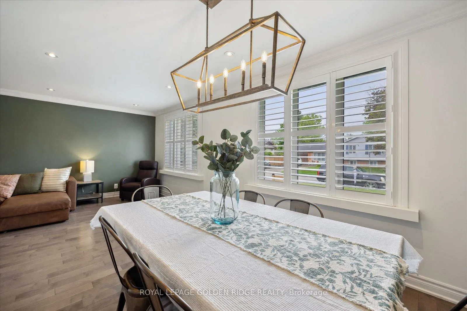 Photo 10 of 900 Lynx Avenue, Pickering, West Shore — HOMEH